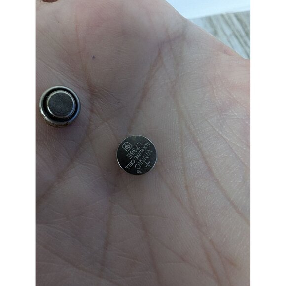 Vintage Pokémon Electabuzz #125 Button Pin Badge - Picture 5 of 6